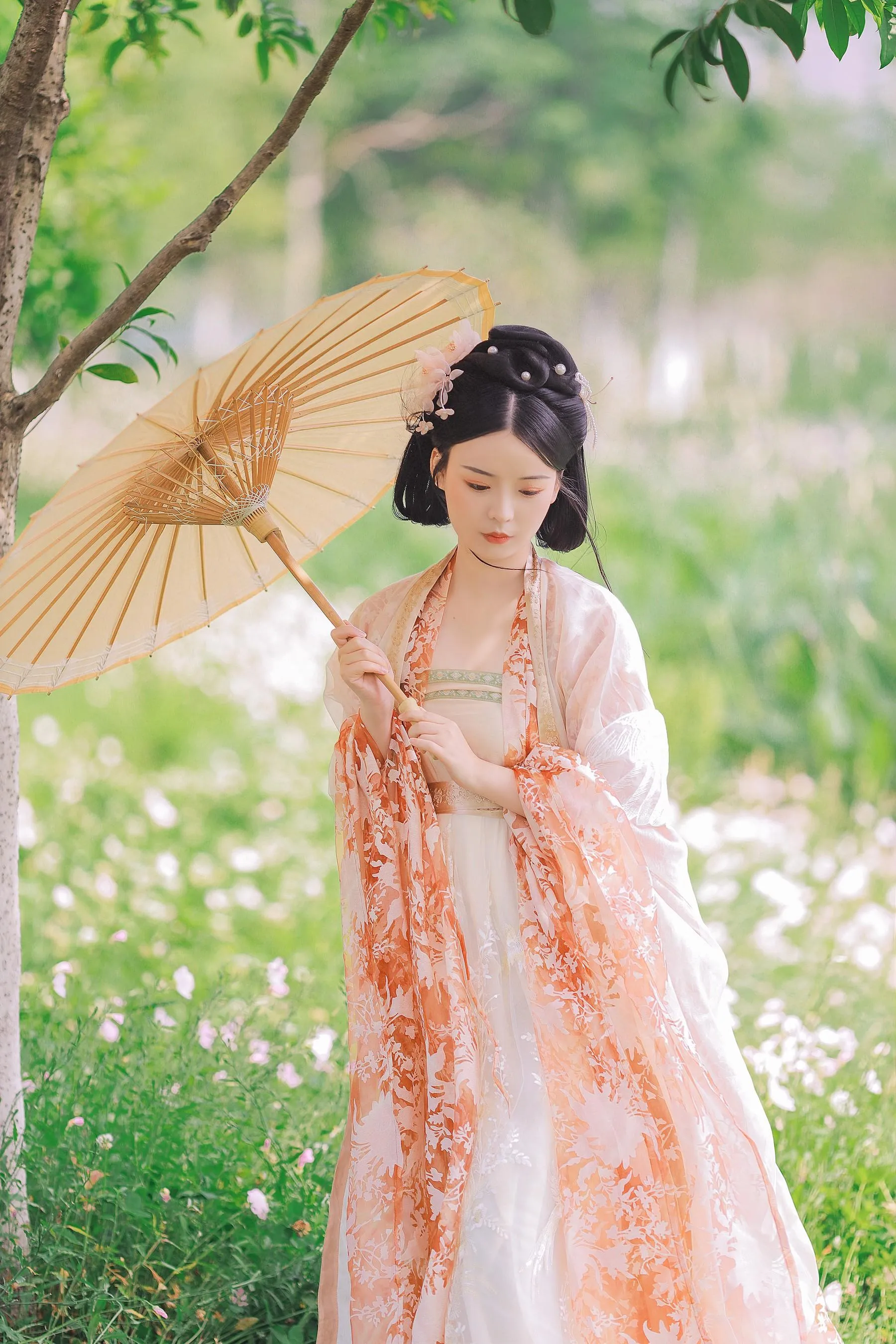 [YITUYU艺图语]2022.08.17 春有约 花不误 蘑菇任性鬼 [20P]插图7